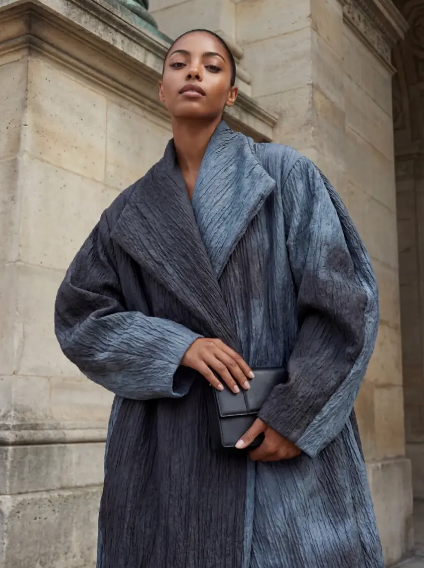 Lucia · Runway Hour